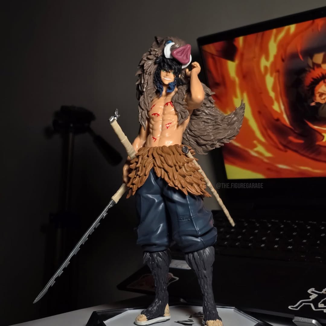 Inosuke Hashibira Detailed Action Figure (30 cm)