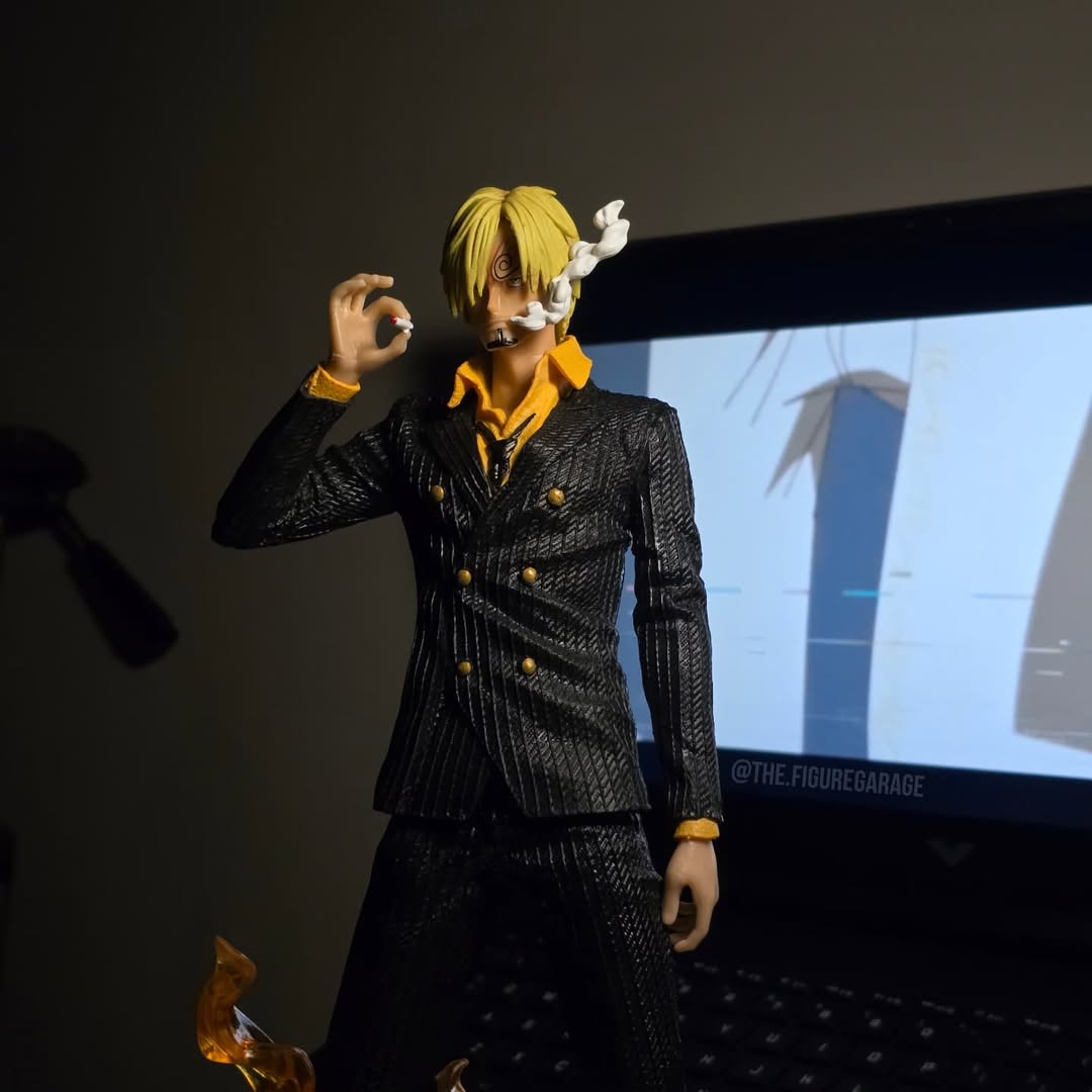 Black Leg Sanji - Action Figure (32cm)