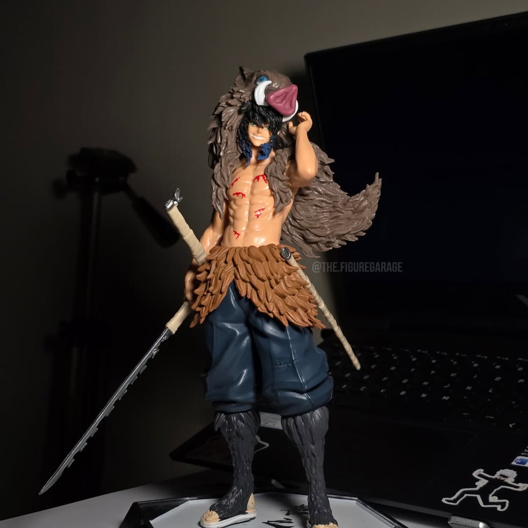 Inosuke Hashibira Detailed Action Figure (30 cm)
