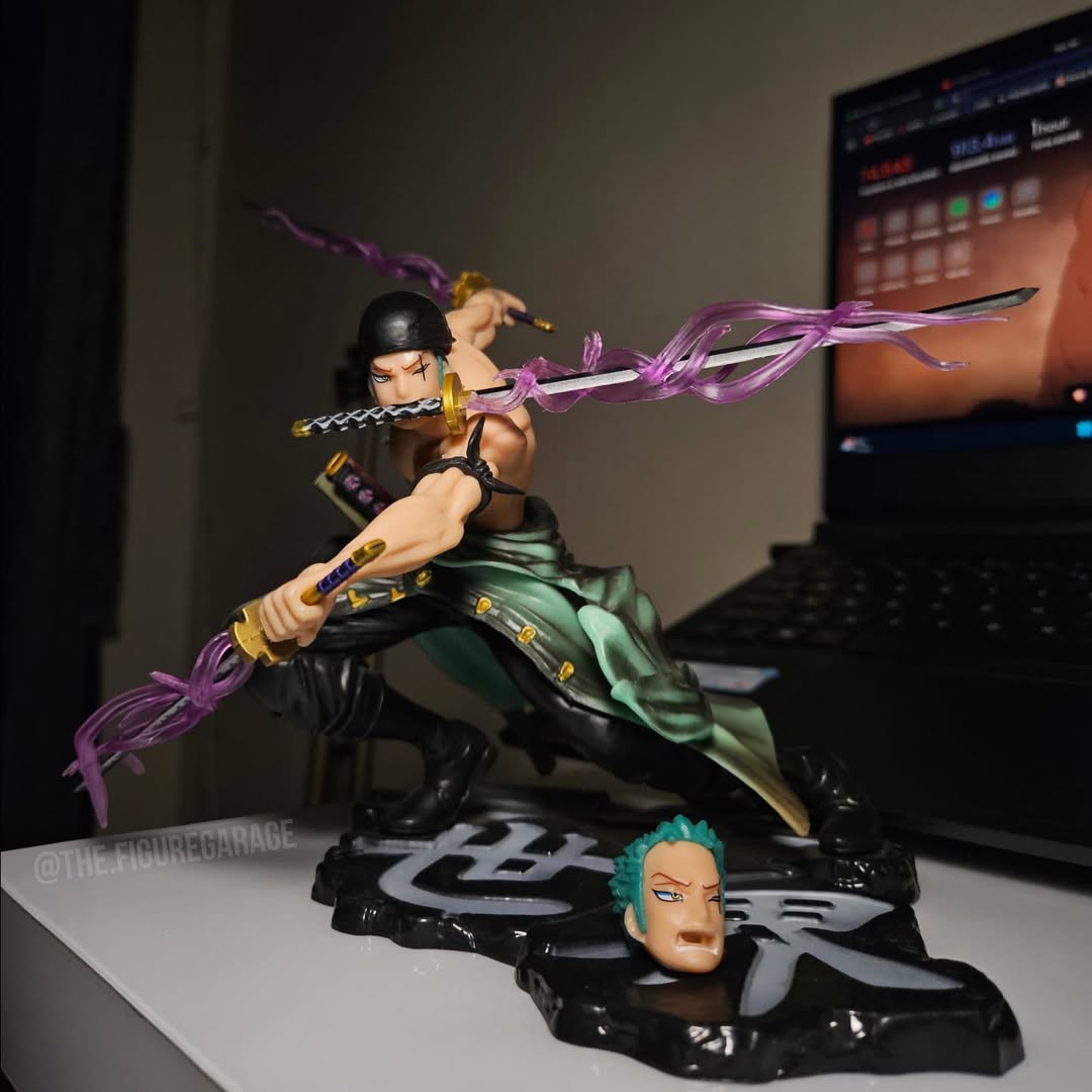 Zoro Three sword - With Extra Switchable Face (18cm)