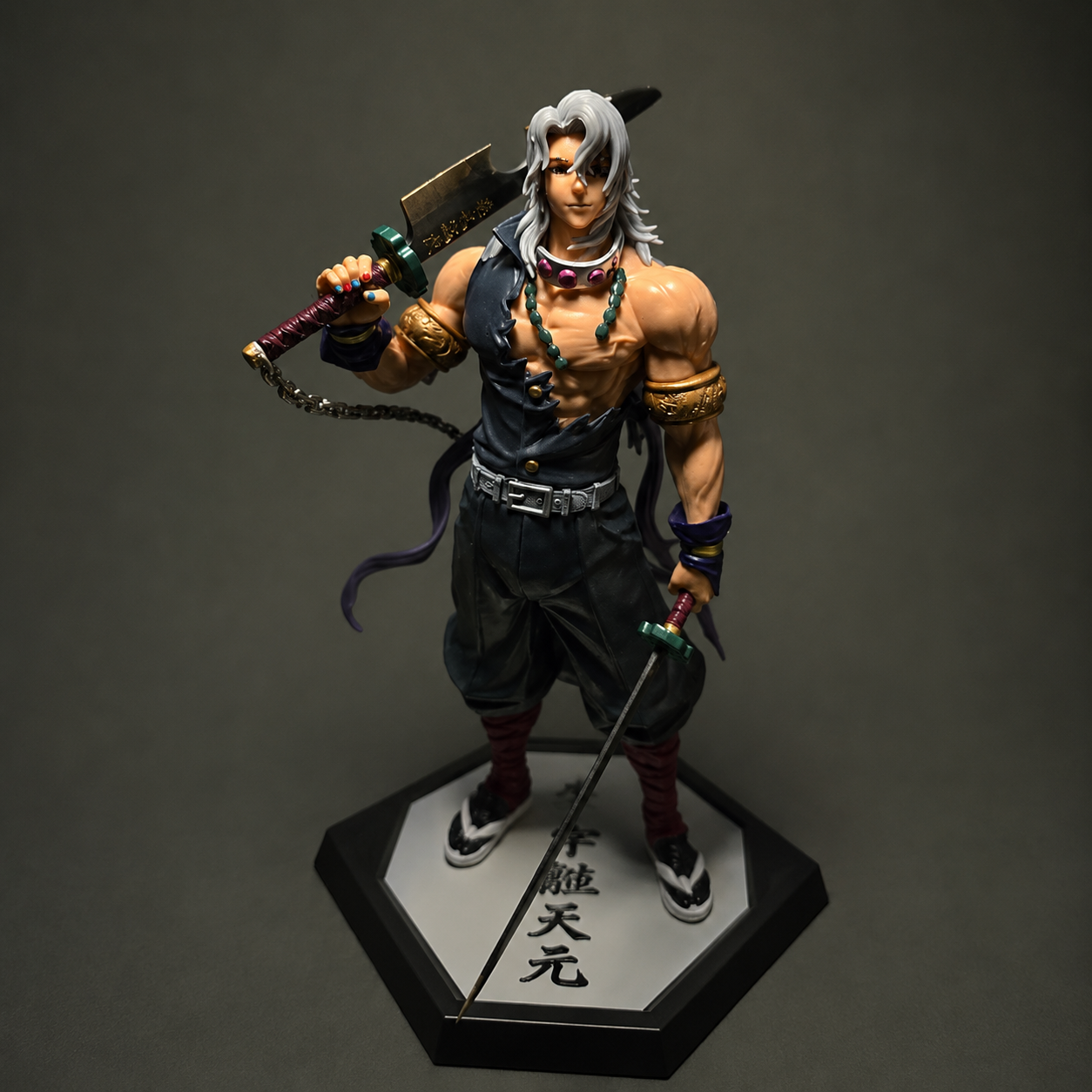 Tengen Uzui - Action Figure (30cm)